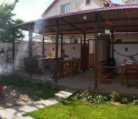 Vila Miralex *